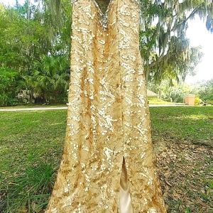 MEIER COLLECTION GOWN GOLD 16 EUC